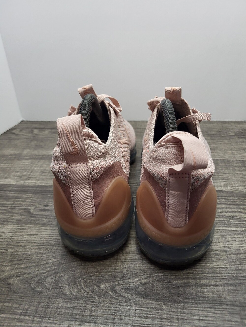 Nike Air VaporMax Flyknit Shoes Pink Oxford Running Sneakers Womens Size 9 - Picture 5 of 10